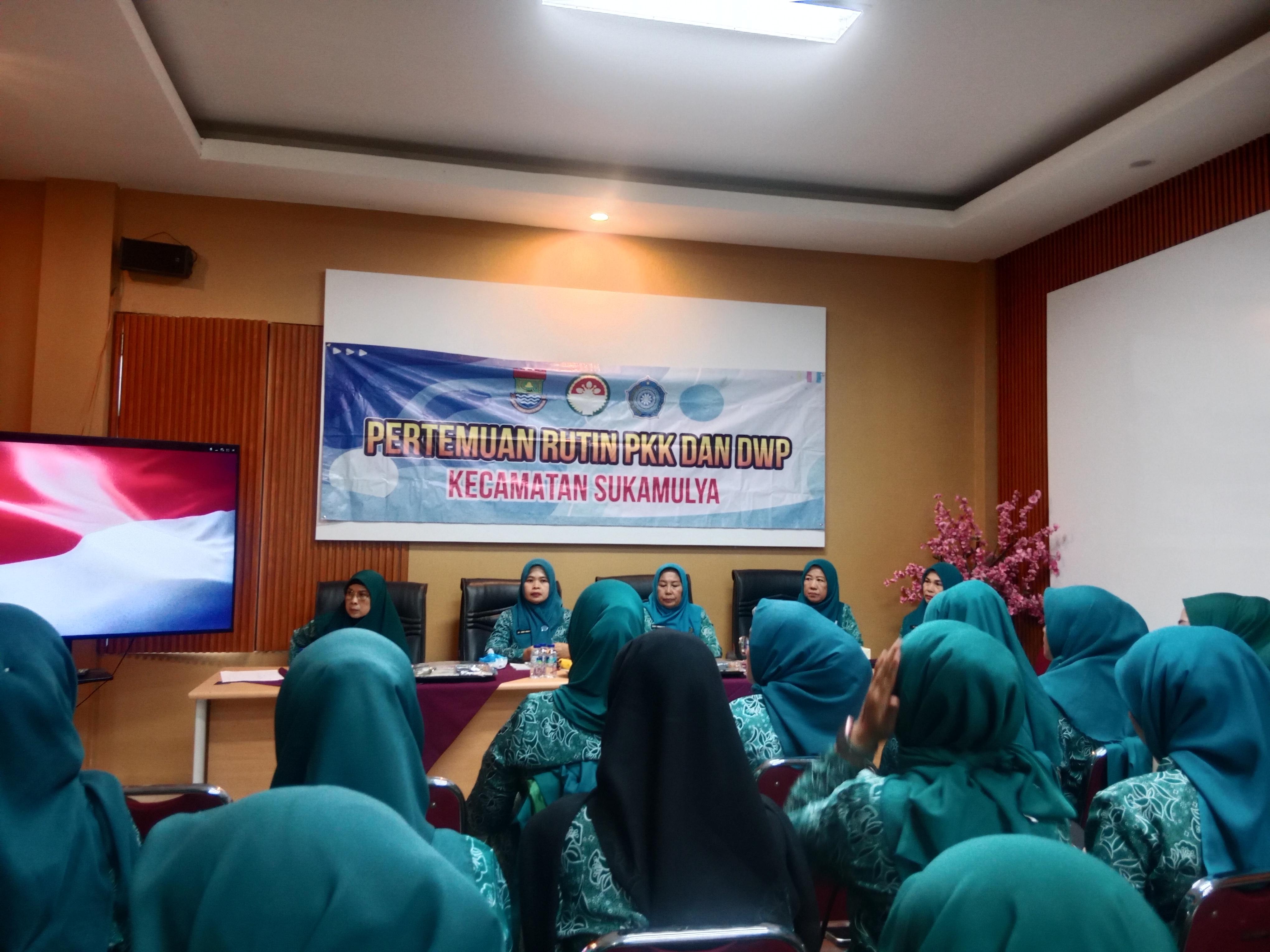 Dokumentasi Ny. Neneng Hasanah